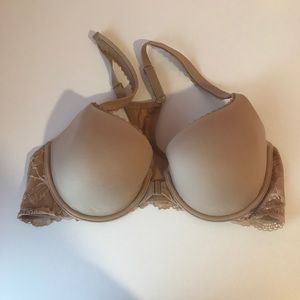 Front close lace bra